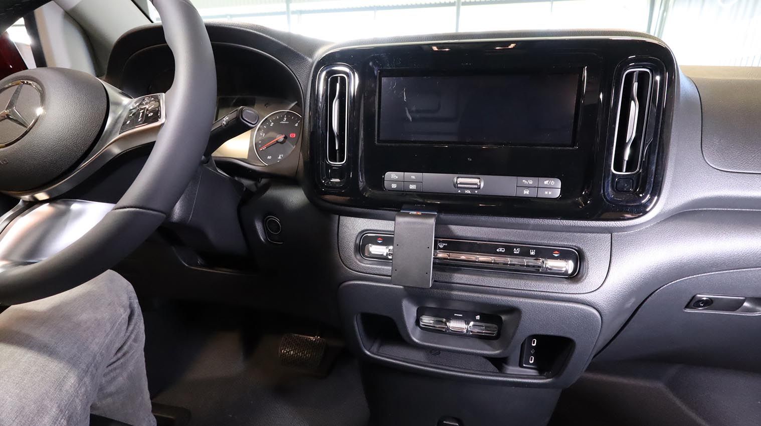Proclip Mercedes Benz Vito 24- centre low